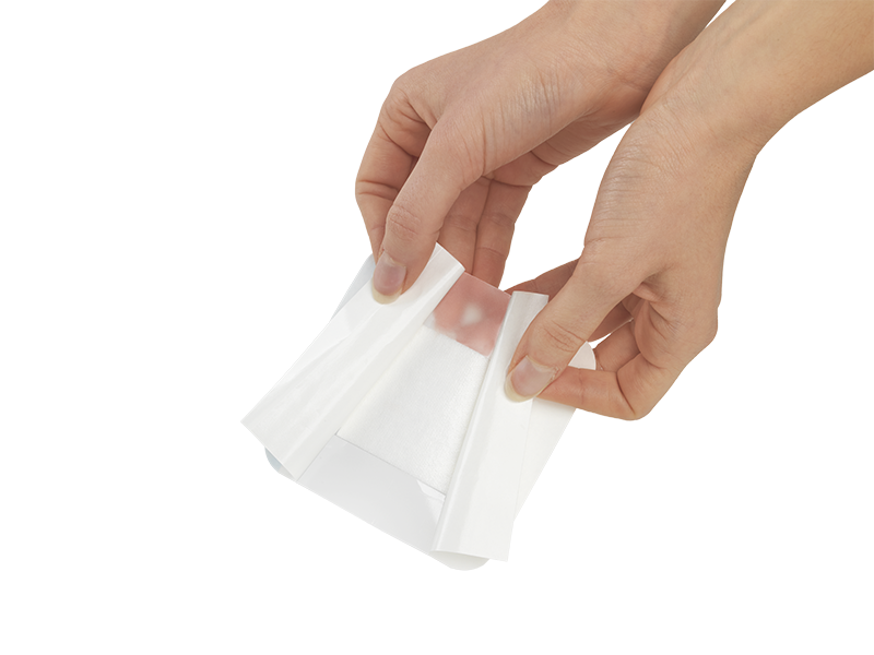 Medicazione adesiva impermeabile trasparente, sterile