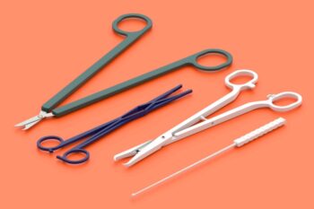 Kit per spirale intrauterina (IUD) con forbice, sterile